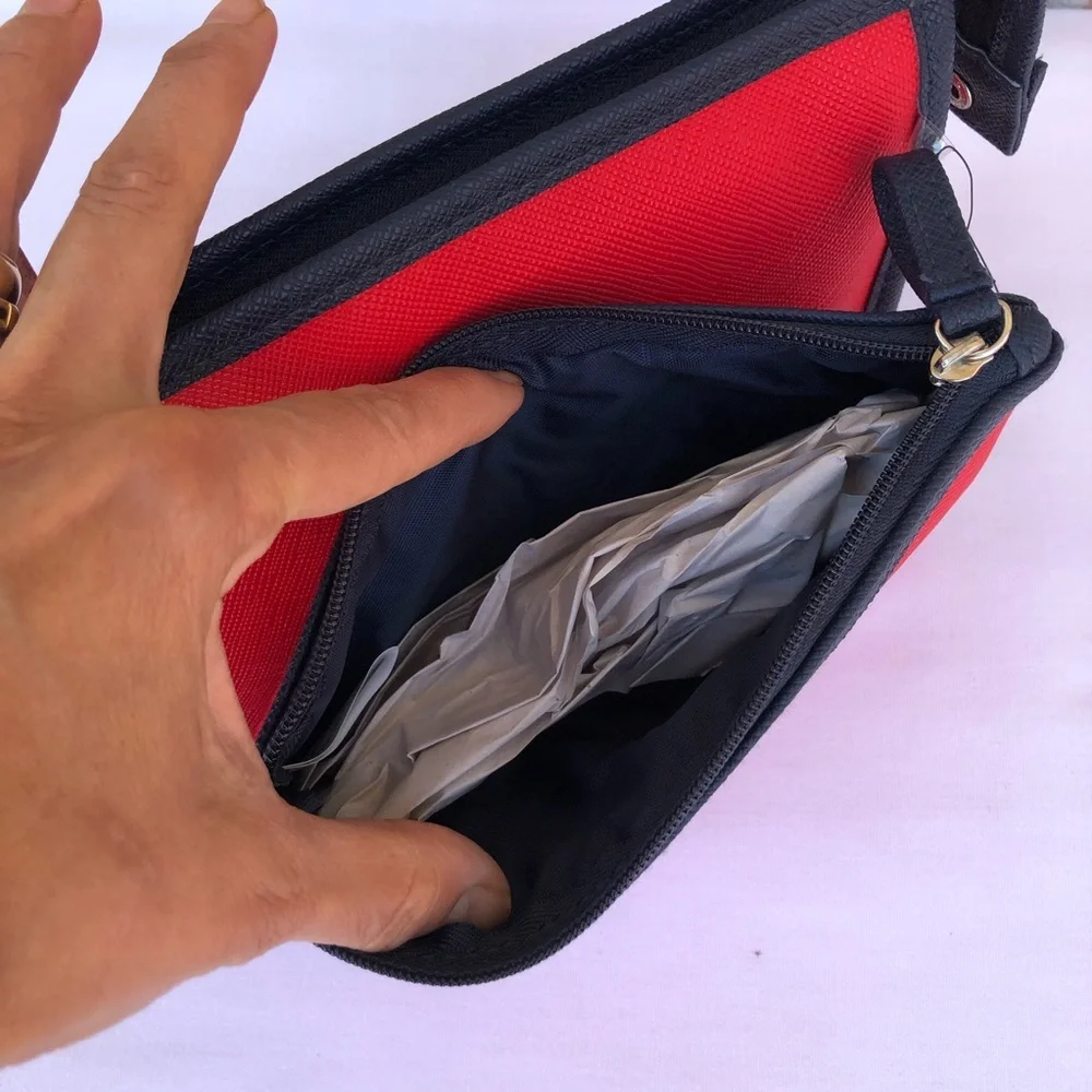Kenneth Cole Reaction 2 Piece East West Red Navy Travel Toiletries Makeup Bag